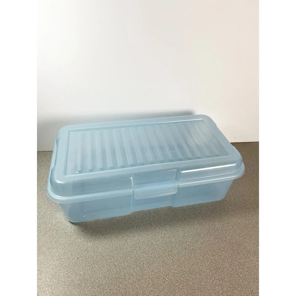 1990 Vintage Rubbermaid Keepers Snap Case Storage Box‎ #2281 blue
